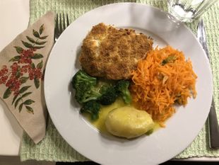 Fiskegrateng med revne gulrøtter